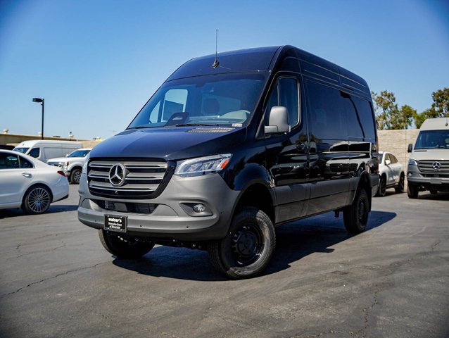2026 Mercedes-Benz Sprinter Crew Van 2500 Standard Roof I4 Diesel HO 144 AWD