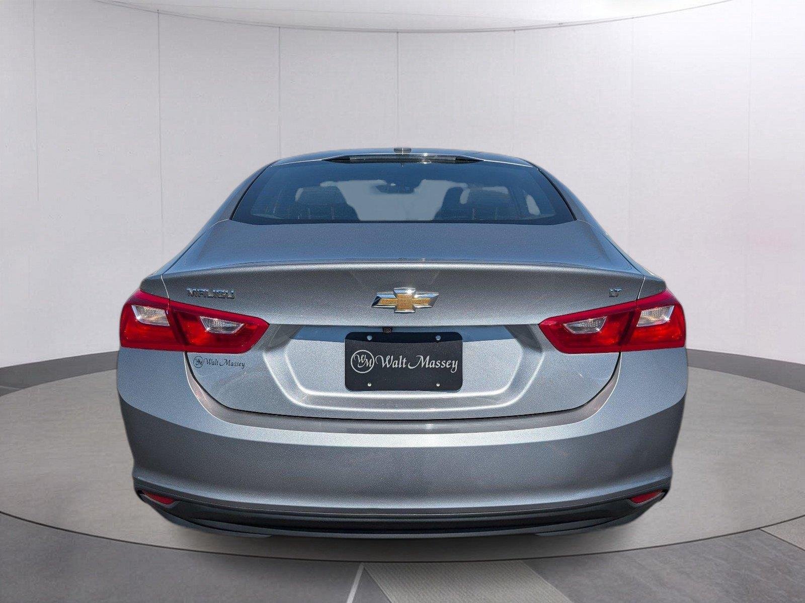 Used 2023 STERLING GRAY METALLIC Chevrolet LT image 6
