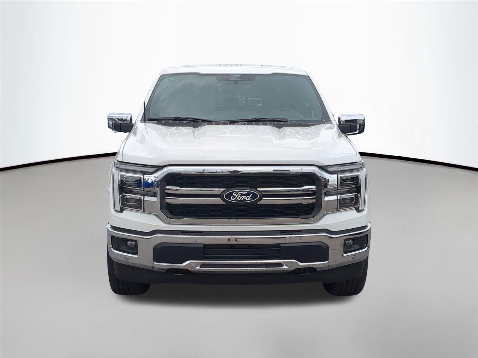 New 2026 Star White Metallic Tri-Coat Ford Lariat® image 8