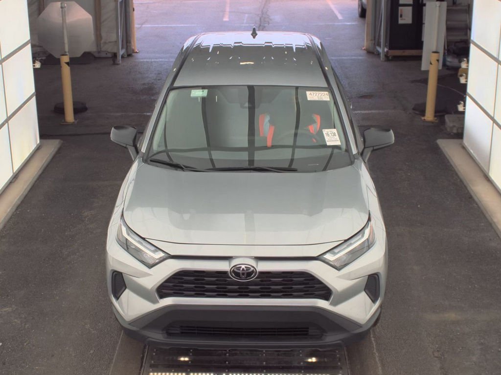 Used 2024 Toyota RAV4 LE with VIN 2T3F1RFV5RW443090 for sale in Kansas City