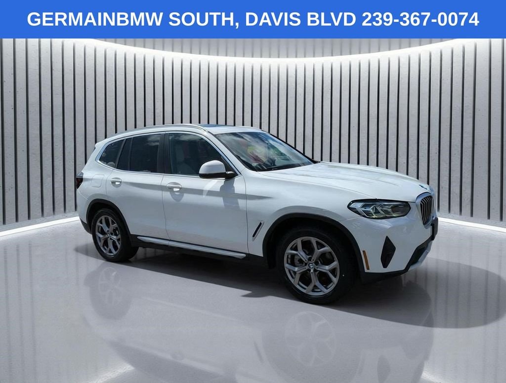 Used 2022 Alpine White BMW sDrive30i image 3