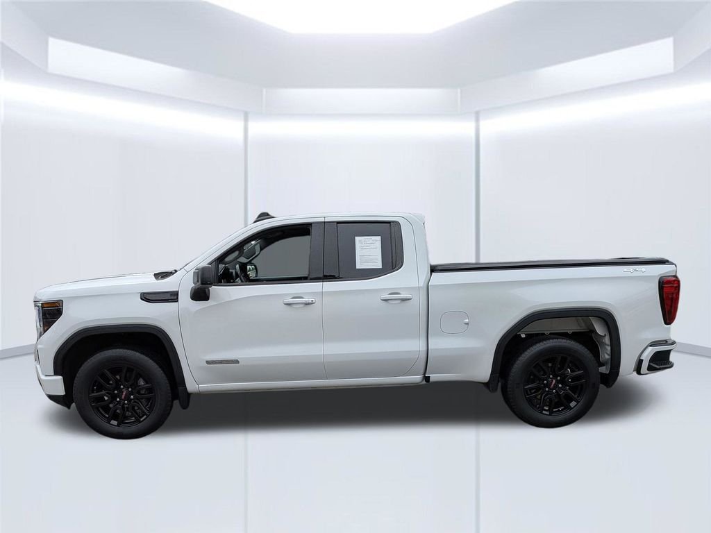 Used 2023 White GMC Elevation image 2