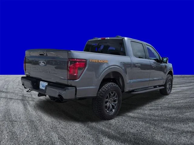 New 2026 Carbonized Gray Metallic Ford Tremor® image 4