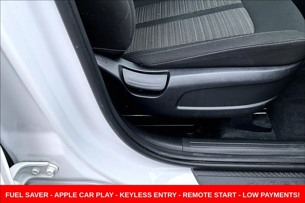 Used 2024 White Kia LX image 35