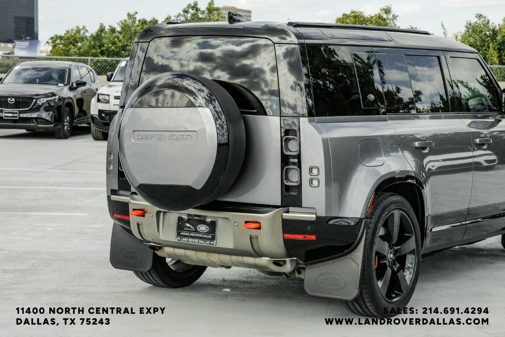 Certified Used 2024 Eiger Gray Metallic Land Rover X image 9
