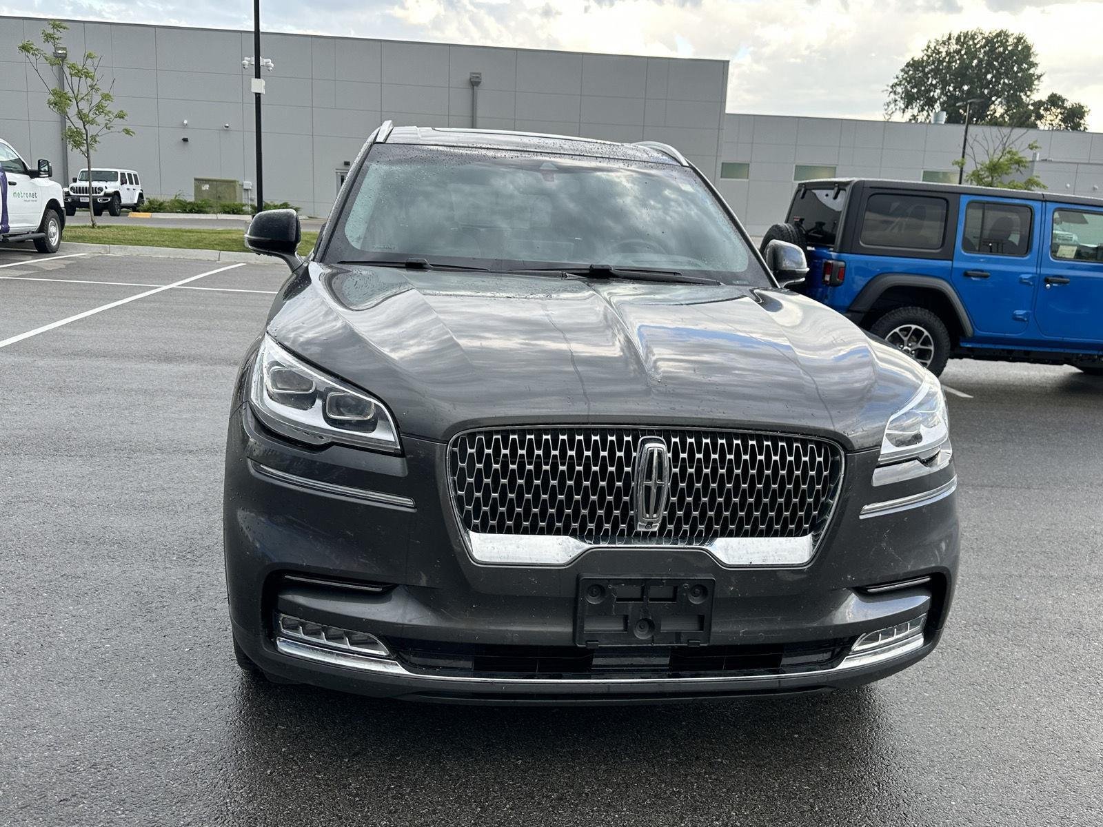 Used 2020 Magnetic Gray Metallic Lincoln Reserve image 5