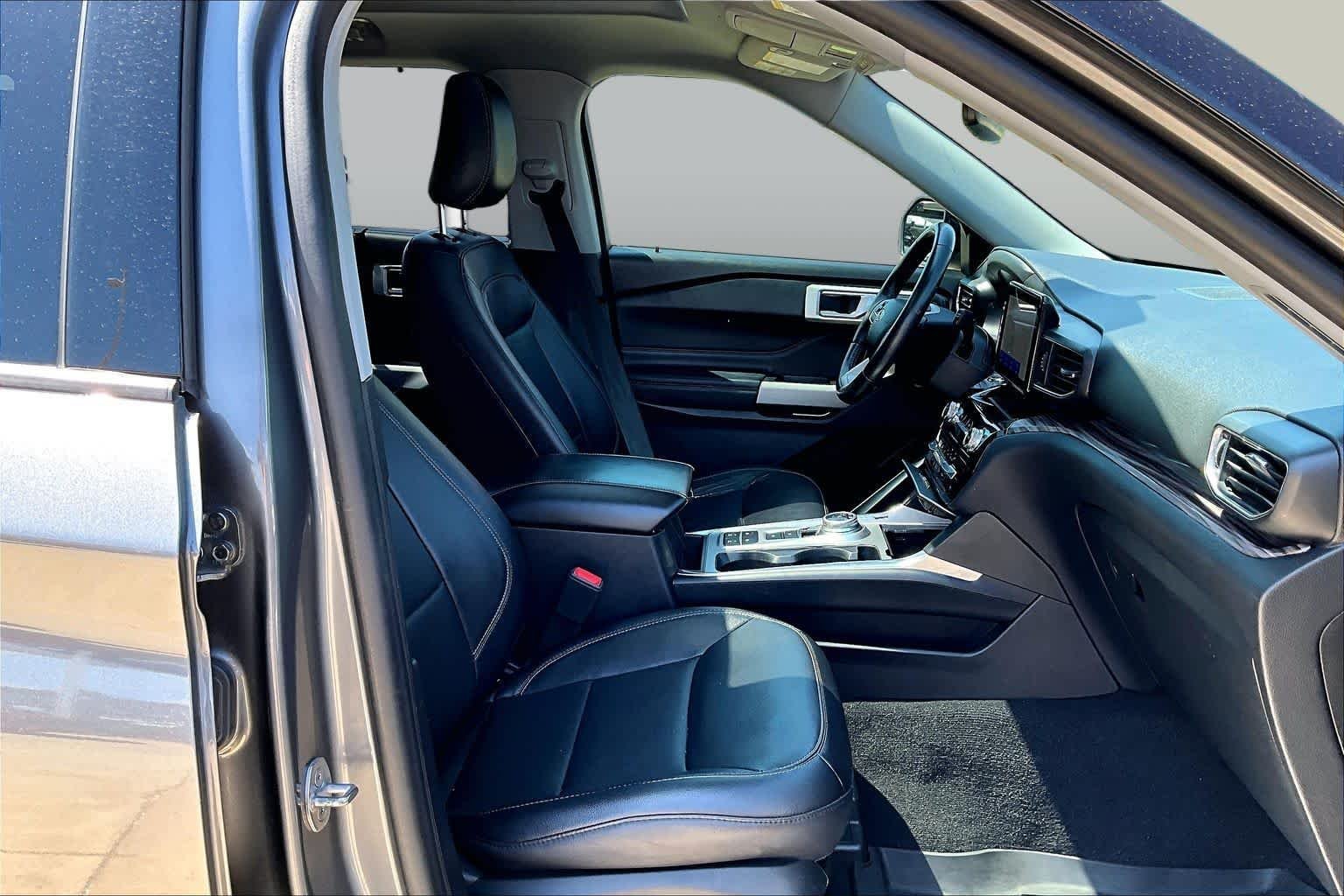 Used 2021 Carbonized Gray Ford Limited image 8