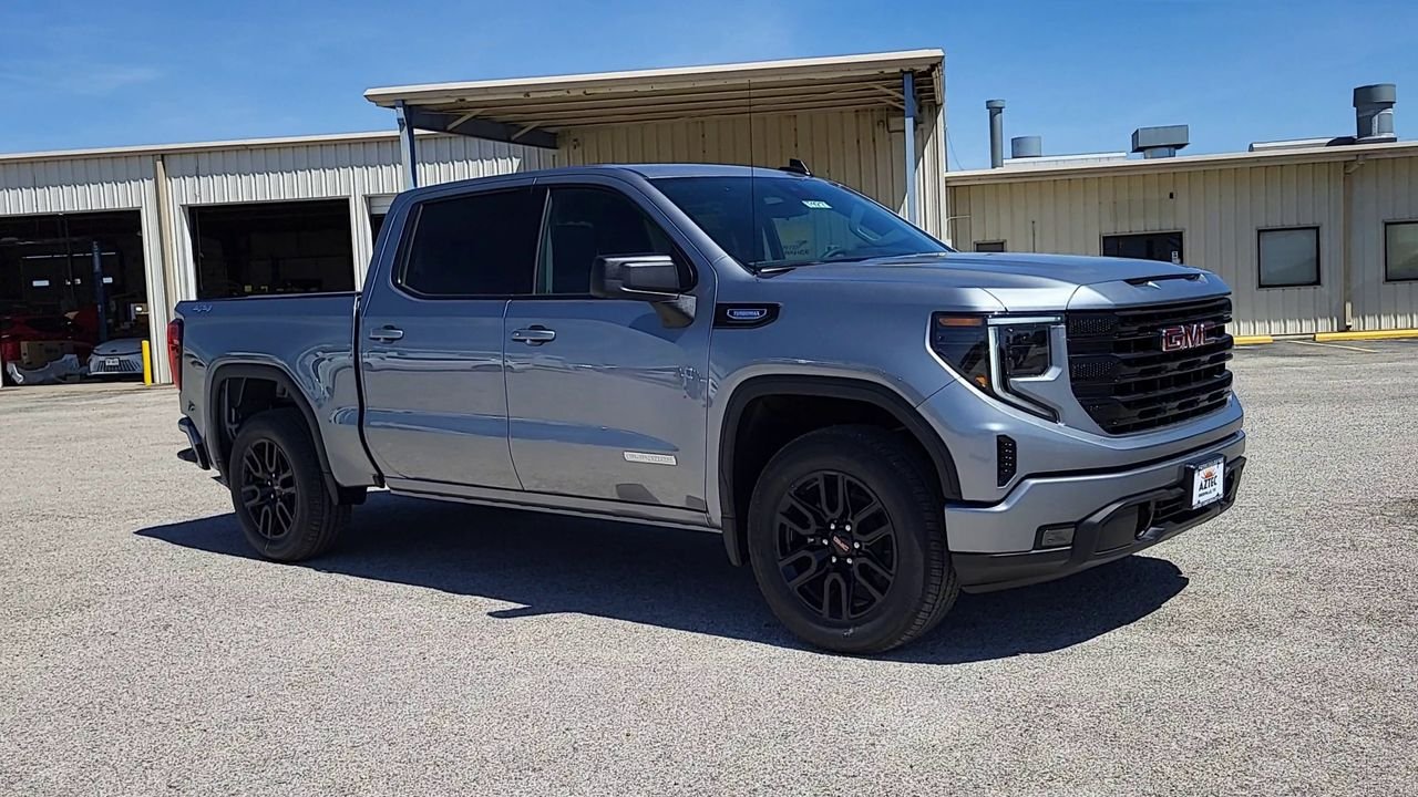New 2026 Sterling Metallic GMC Elevation image 26