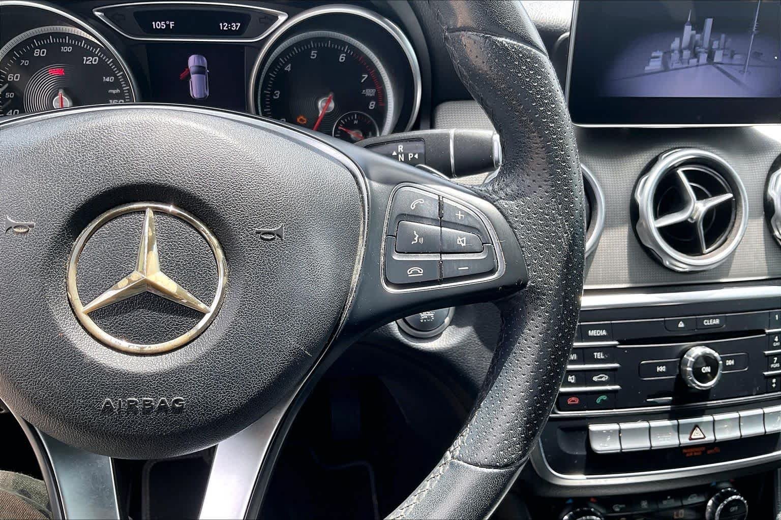 Used 2020 Black Mercedes-Benz GLA 250 image 24
