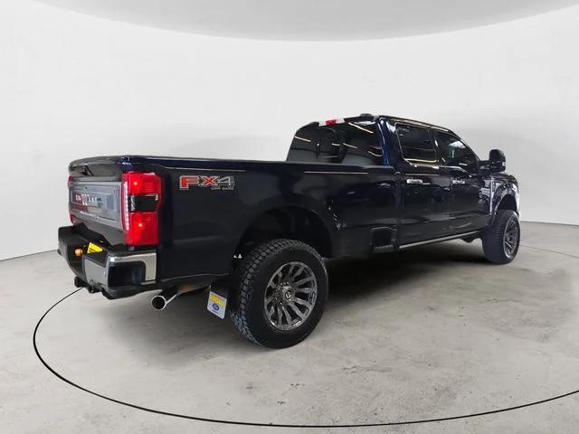 Used 2025 Blue Metallic Ford King Ranch image 5