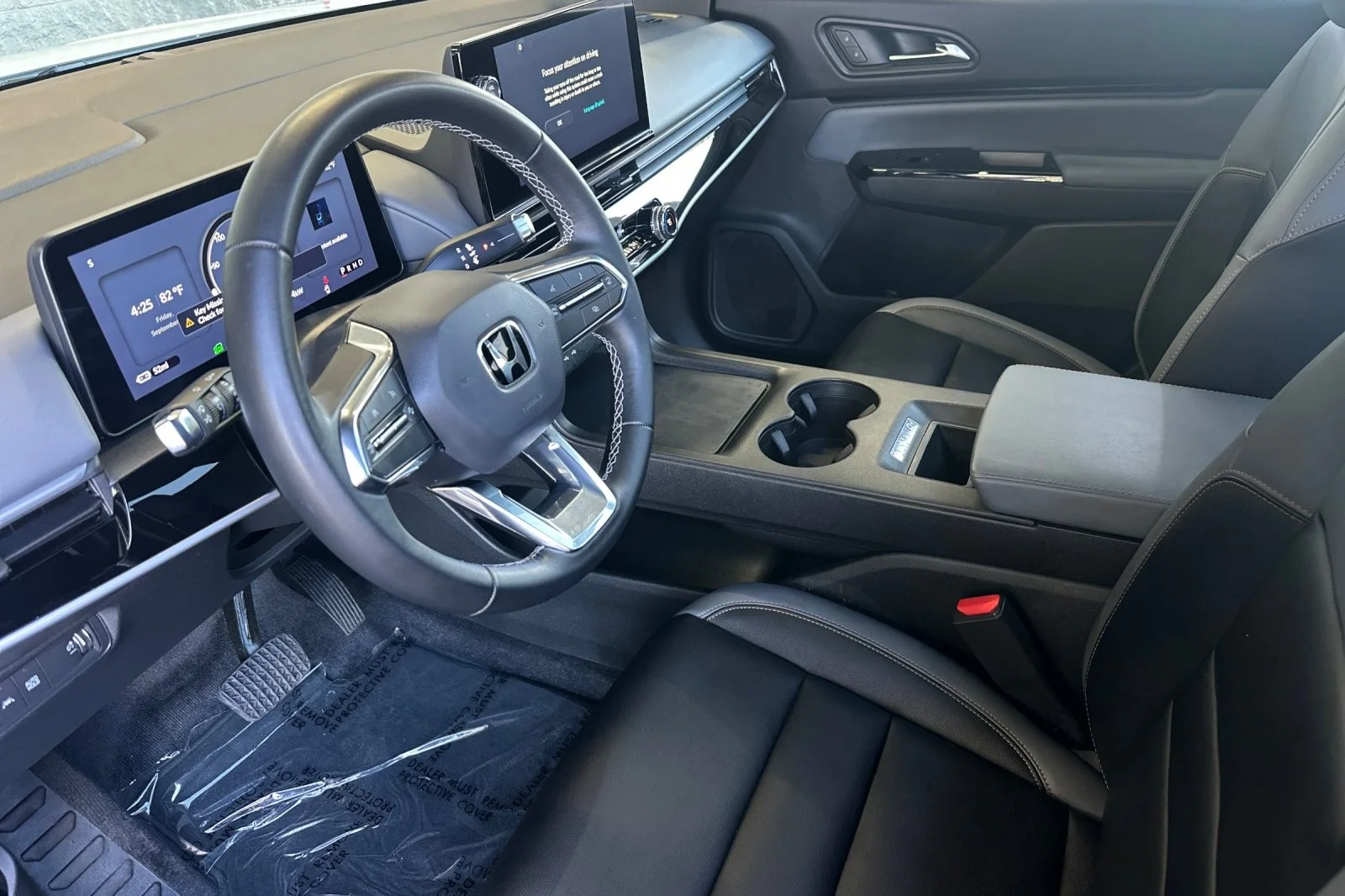 Used 2025 WHITE Honda Touring image 9