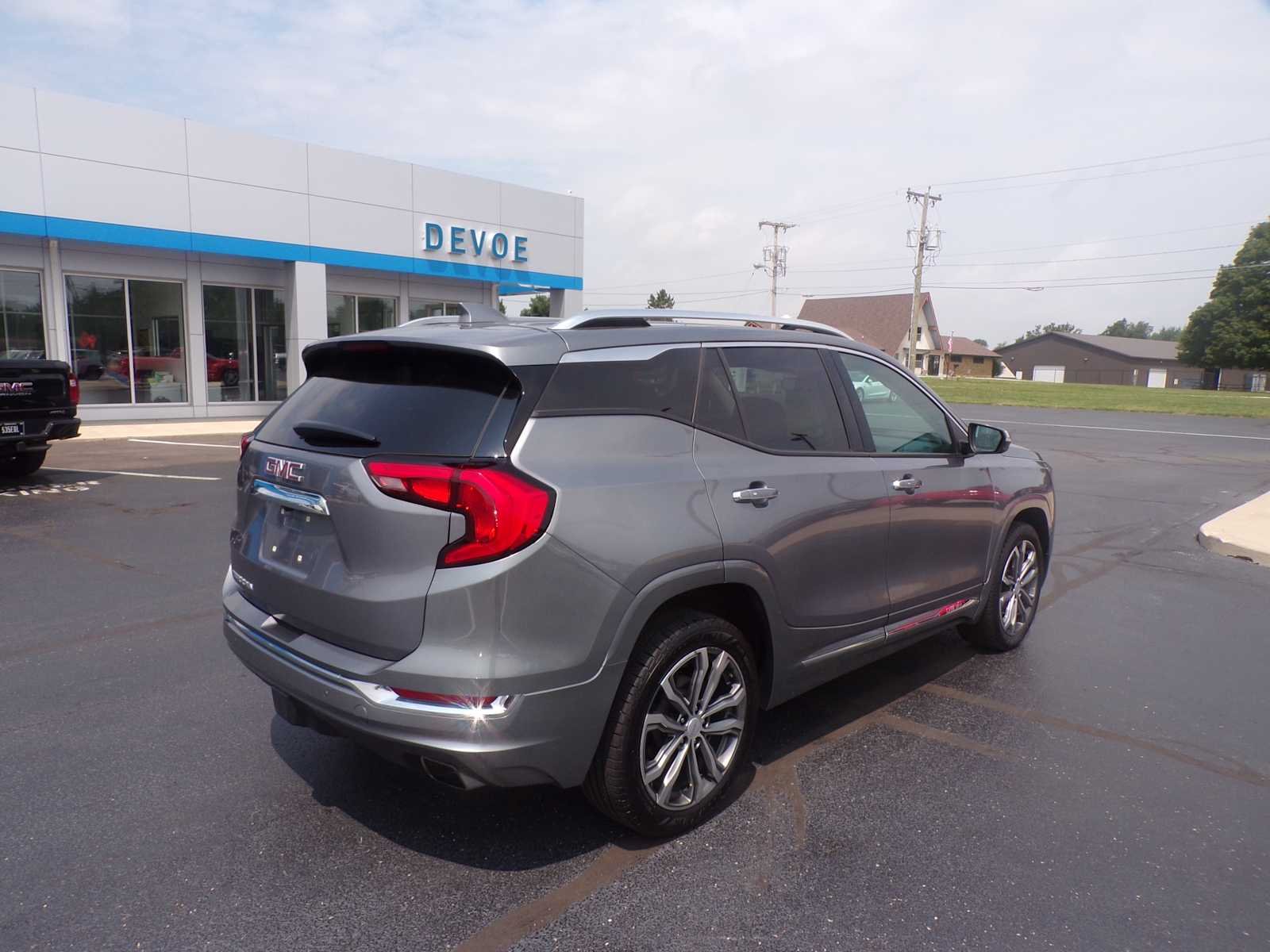 Used 2019 GMC Terrain Denali with VIN 3GKALSEX6KL138620 for sale in Alexandria, IN