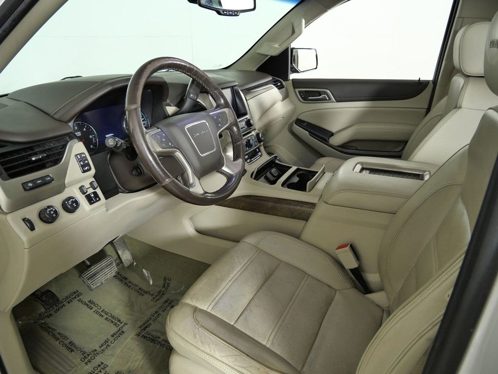 Used 2018 White GMC Denali image 35