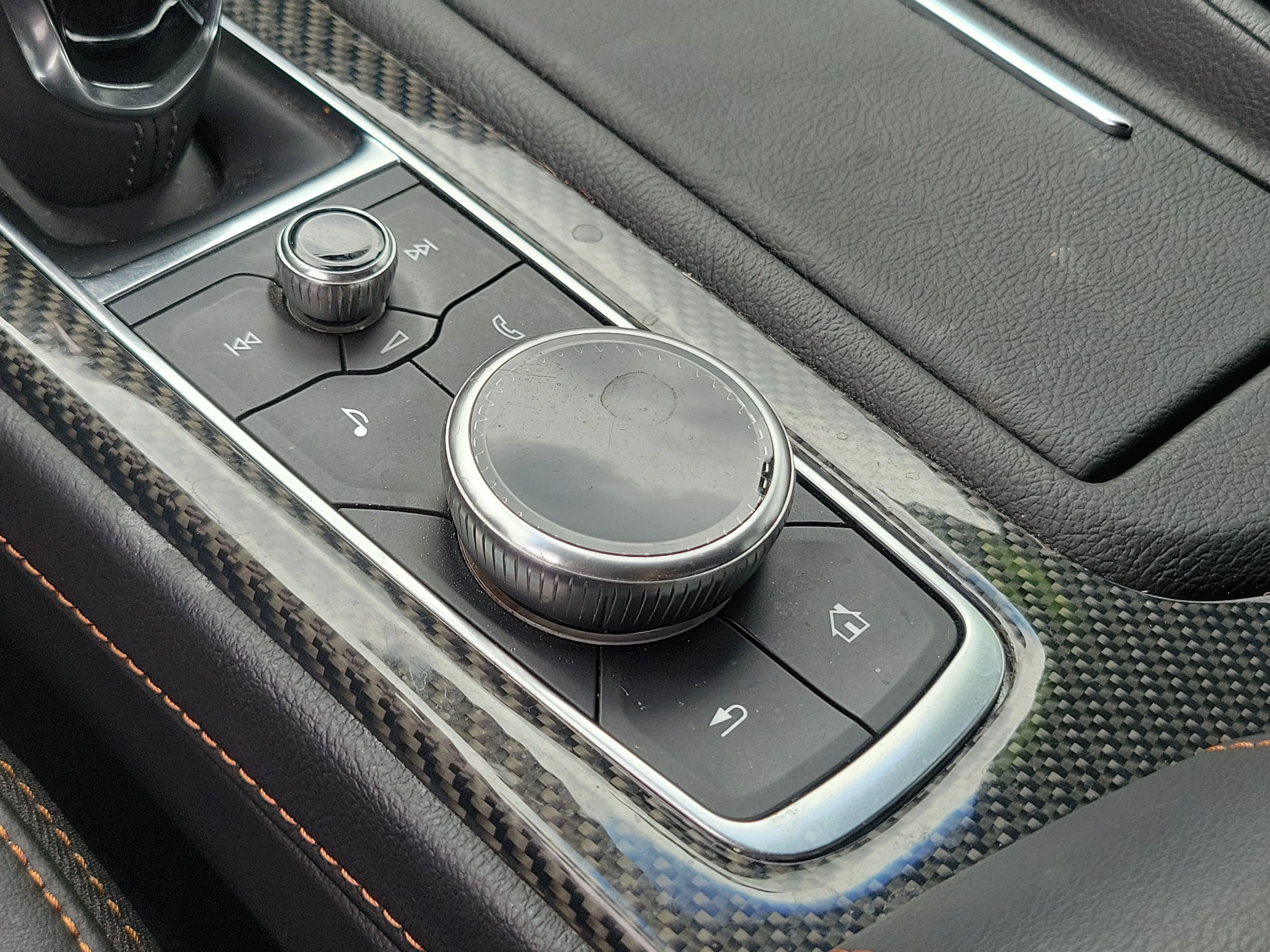Used 2024 Black Cadillac V-Series image 31