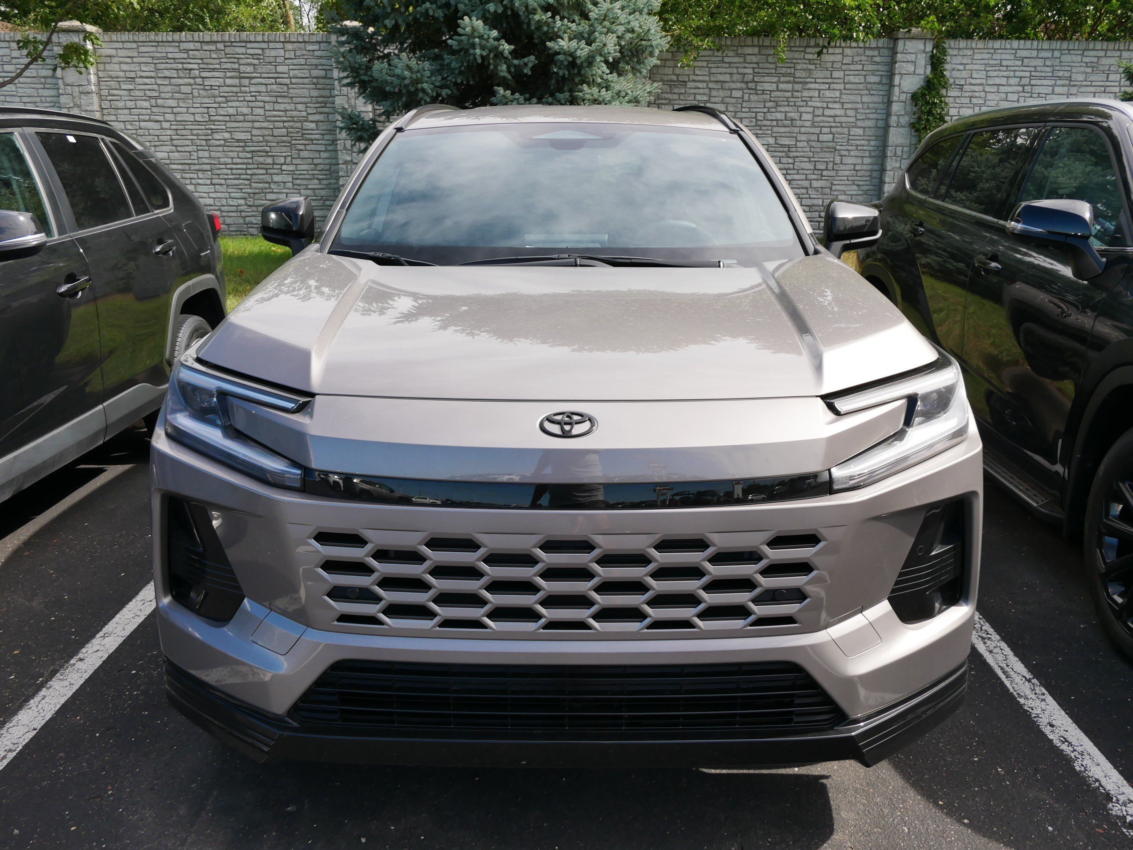 Used 2026 Meteor Shower Toyota SE image 2
