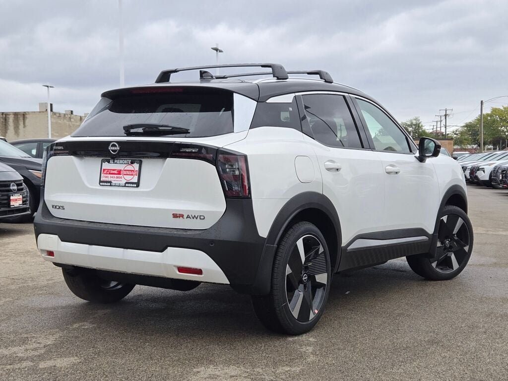 New 2026 White Nissan SR image 11