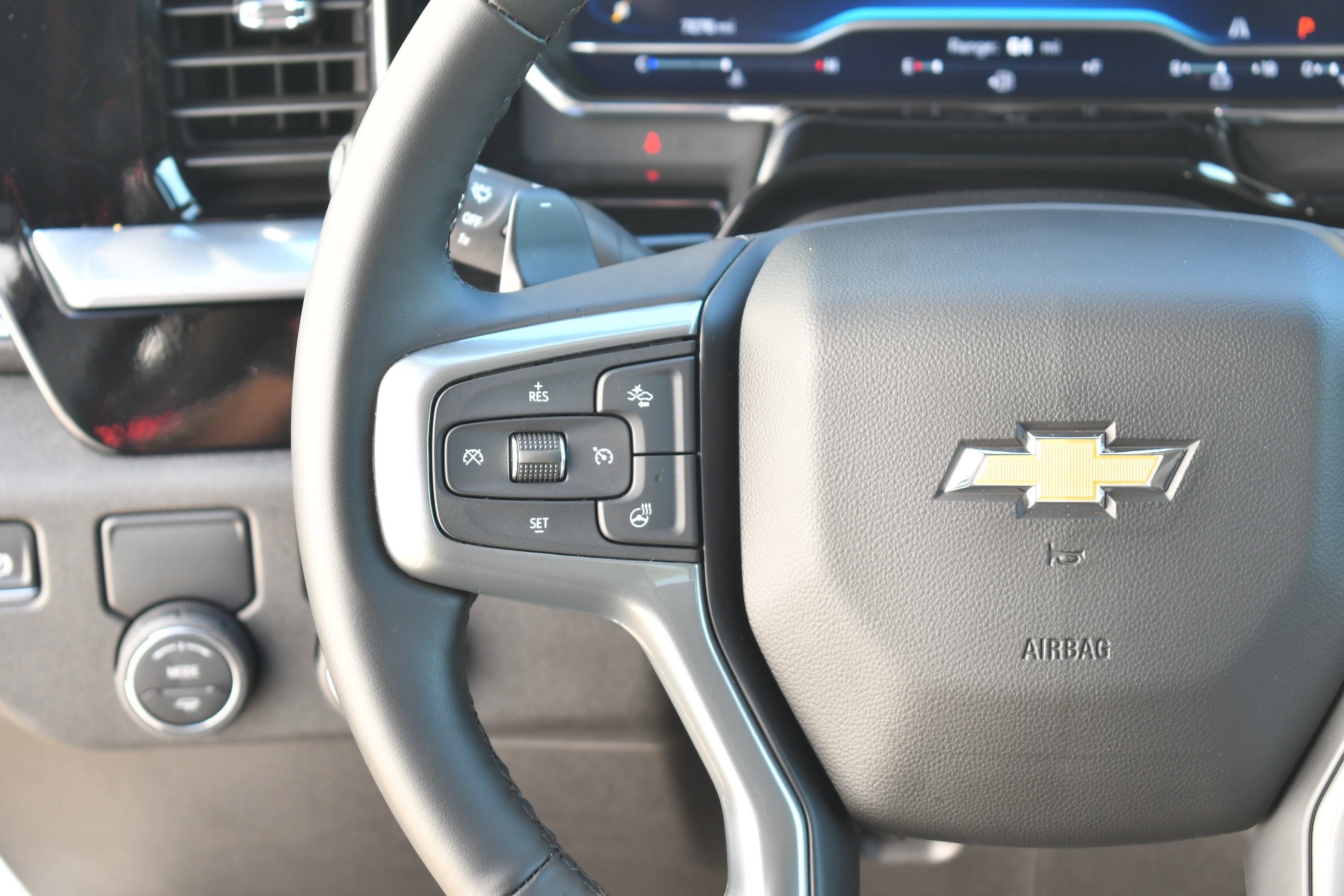 2025 Chevrolet Silverado 1500 LT - Photo 20