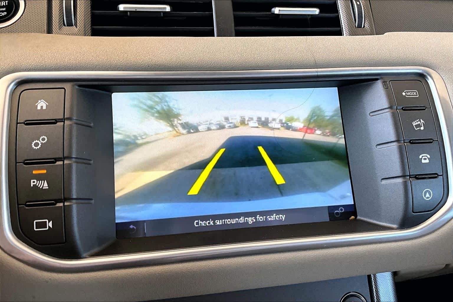 Used 2018 Fuji White Land Rover SE image 28