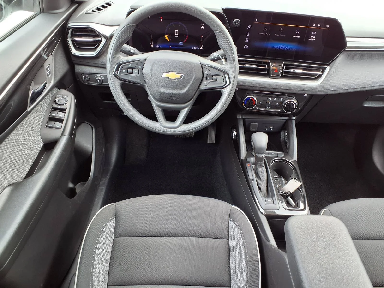 Used 2025 Summit White Chevrolet LT image 2