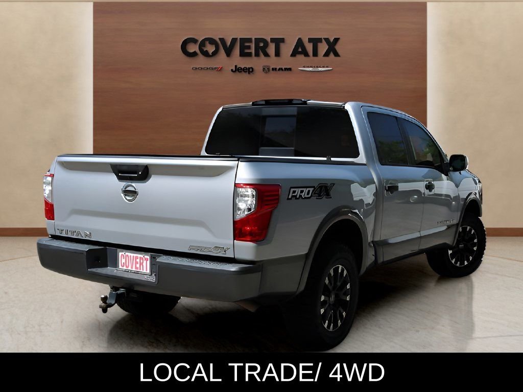 Used 2018 Silver Nissan PRO-4X image 5
