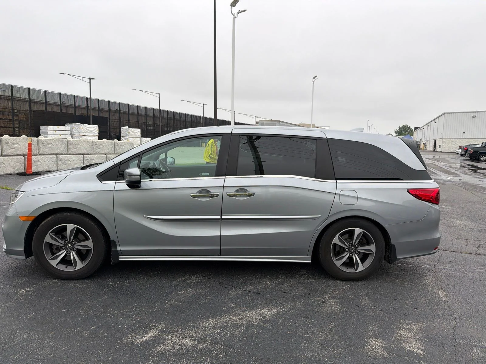Used 2019 Silver Honda Touring image 3