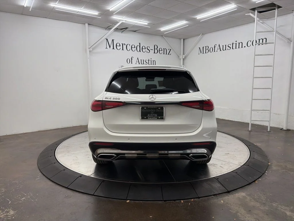 Used 2026 White Mercedes-Benz GLC 300 image 6