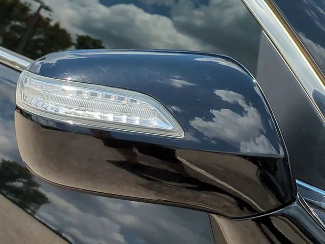 Used 2017  Acura Technology Package image 12