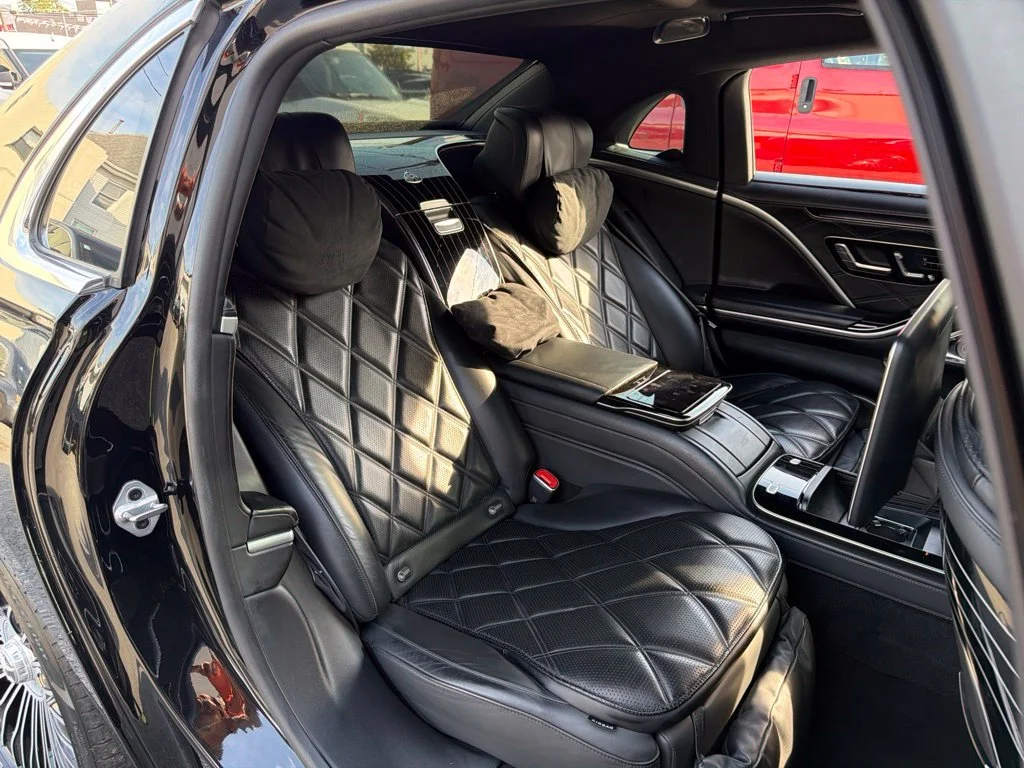 Used 2023 Black Mercedes-Benz Maybach S 580 image 12