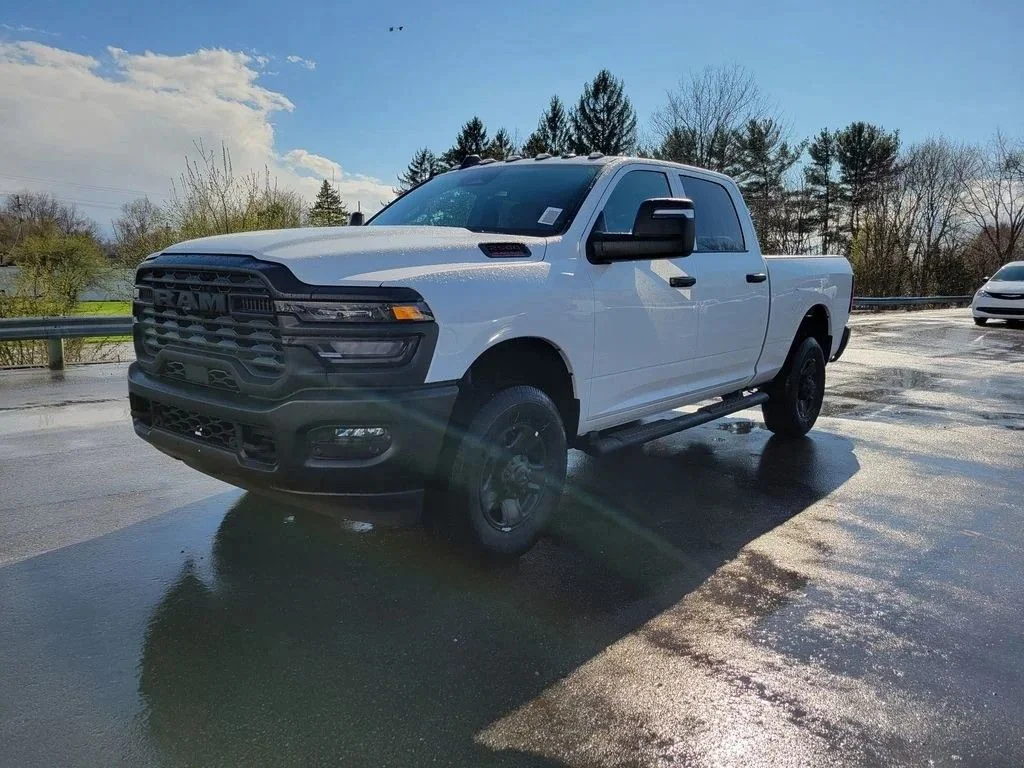 New 2026 Bright White Clearcoat RAM Tradesman image 3