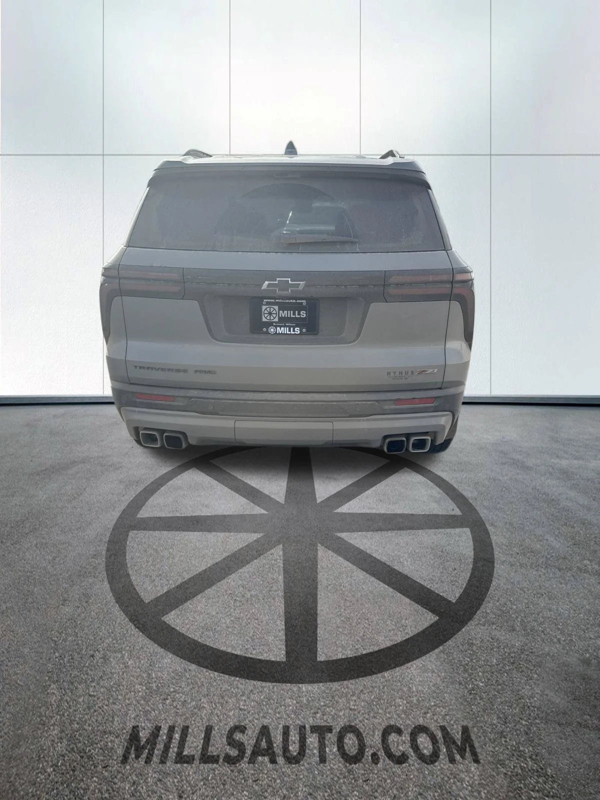Used 2026 Gray Chevrolet Z71 image 5