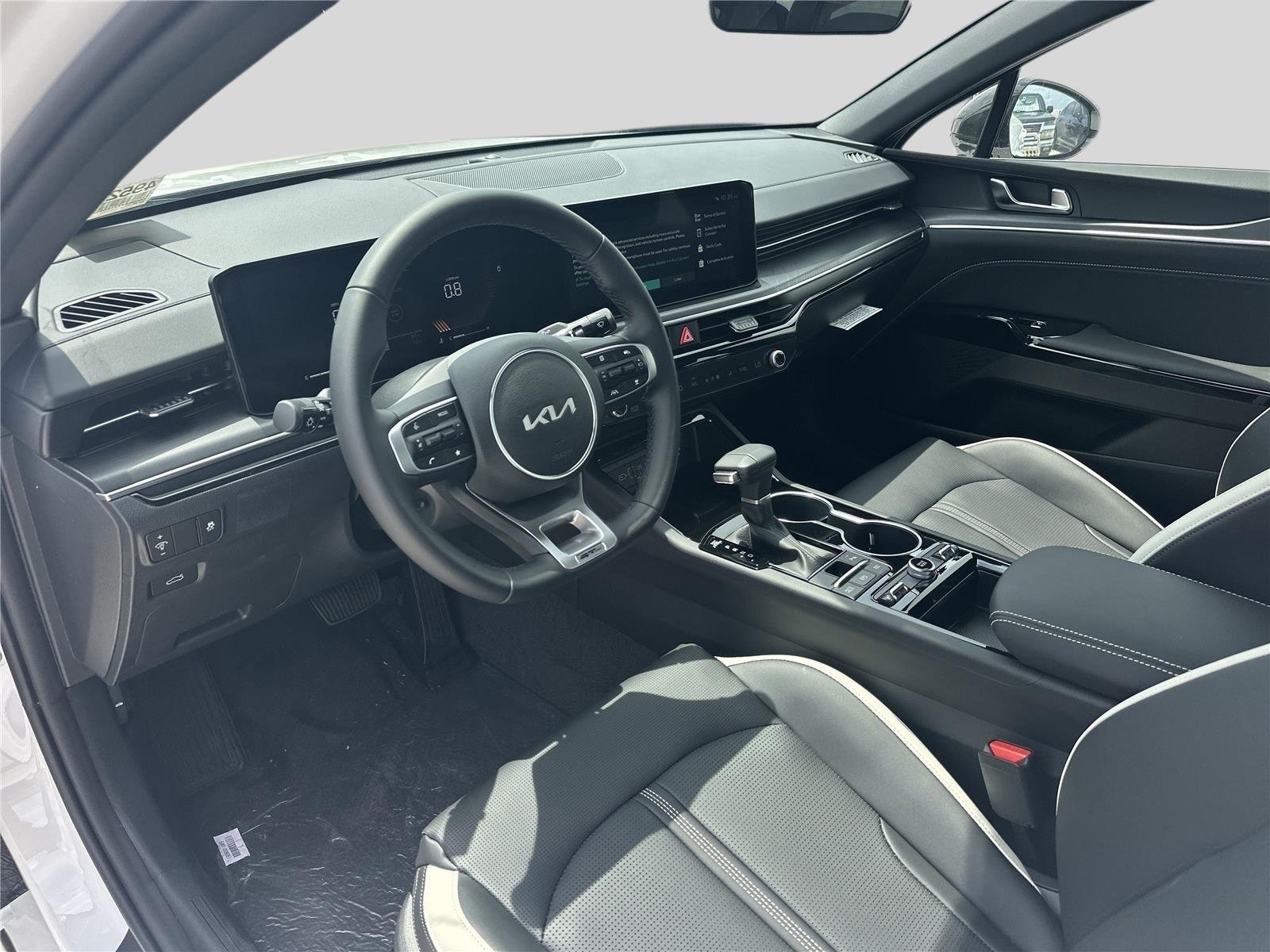 New 2026 Snow White Pearl Kia GT-Line image 8