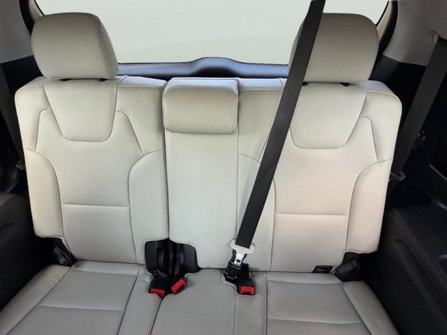 Used 2025 Black Kia SX image 14