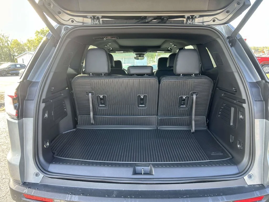 New 2027 Sterling Metallic GMC Elevation image 11