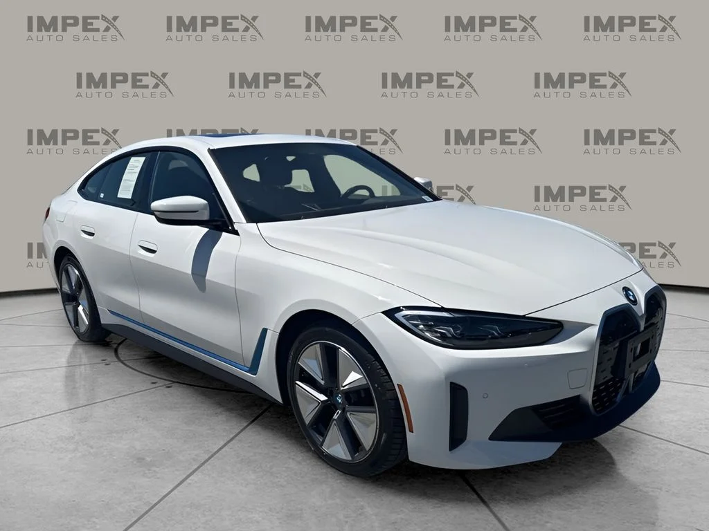 Used 2023 White BMW eDrive35 image 7