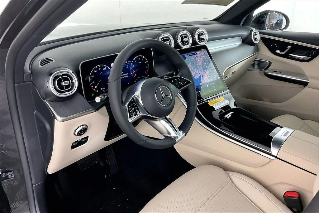 New 2026 Black Mercedes-Benz GLC 300 image 6