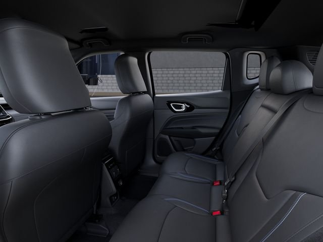 New 2026 Bright White Clear-Coat Exterior Paint Jeep Limited image 23