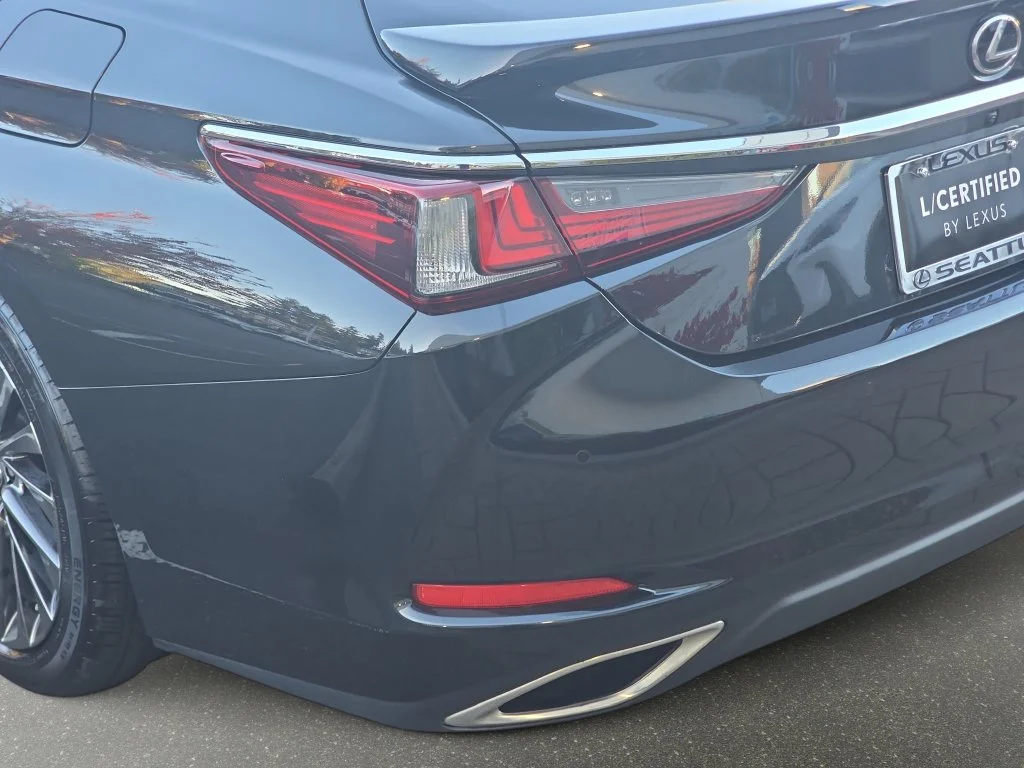Used 2024 Black Lexus 350 Luxury image 38