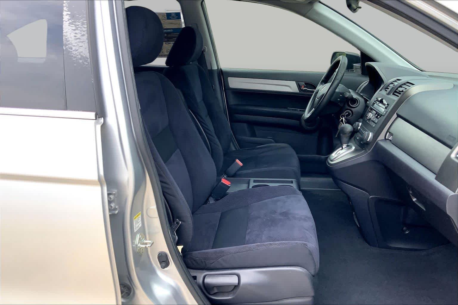 Used 2010 Urban Titanium Metallic Honda EX image 8