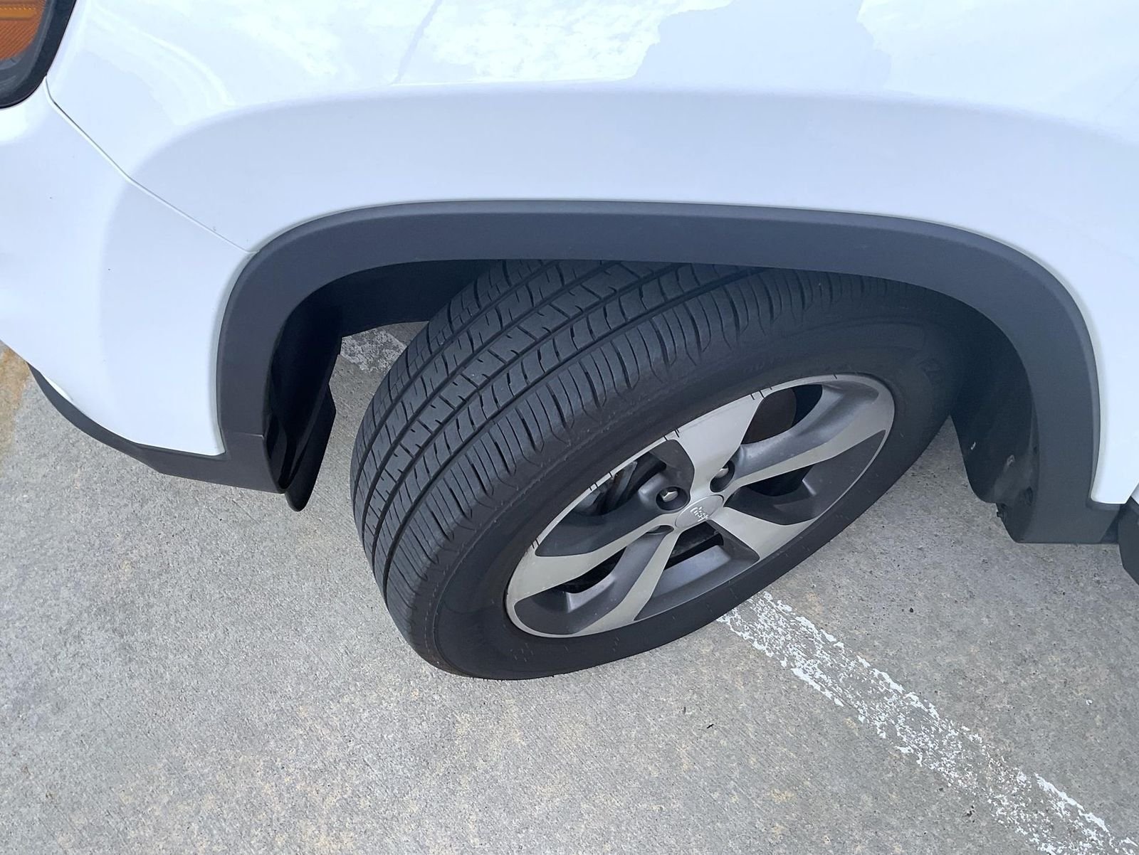 Used 2020 White Jeep Limited image 23