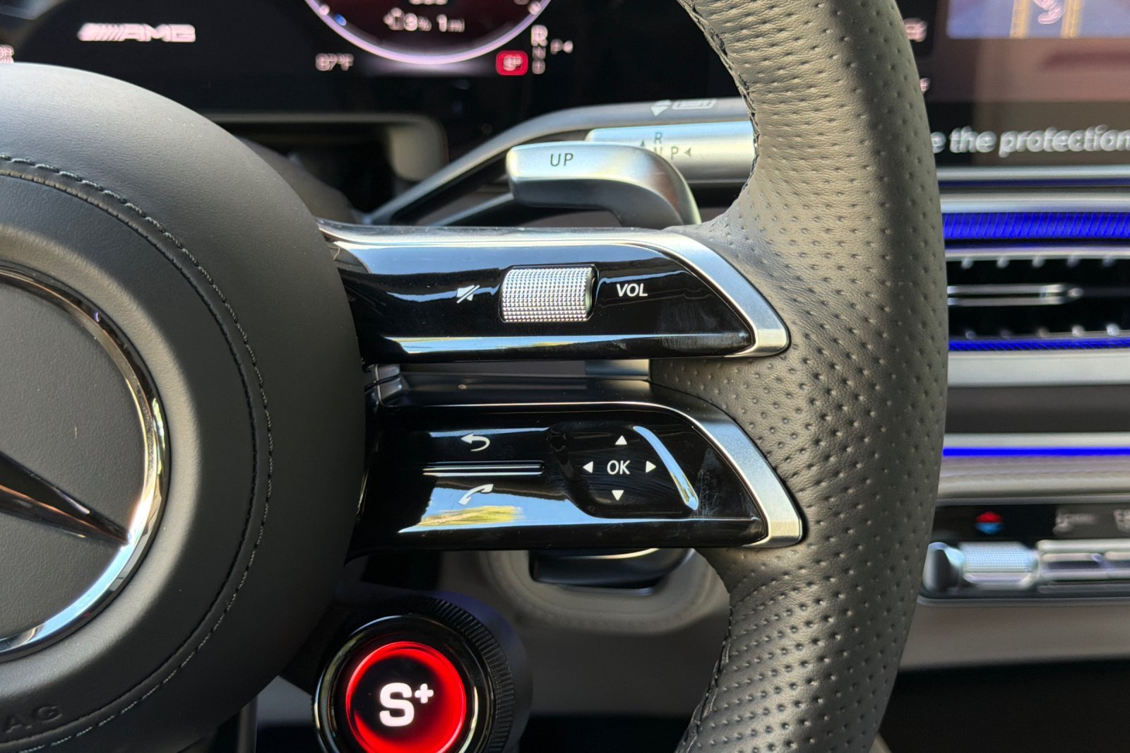 New 2027 Polar White Mercedes-Benz AMG® GLE 53e image 27