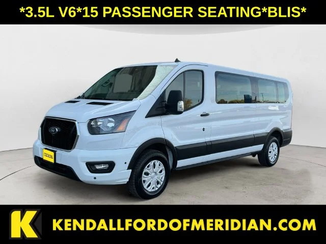 Certified Used 2025 Oxford White Ford XLT image 1
