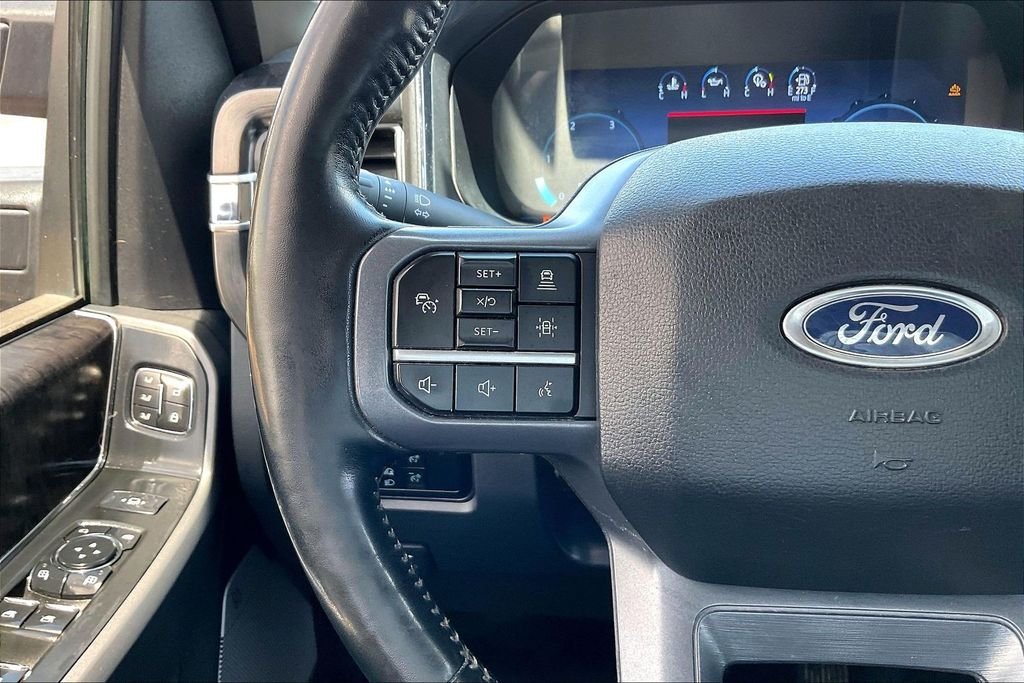 Used 2023 Agate Black Metallic Ford Lariat image 10