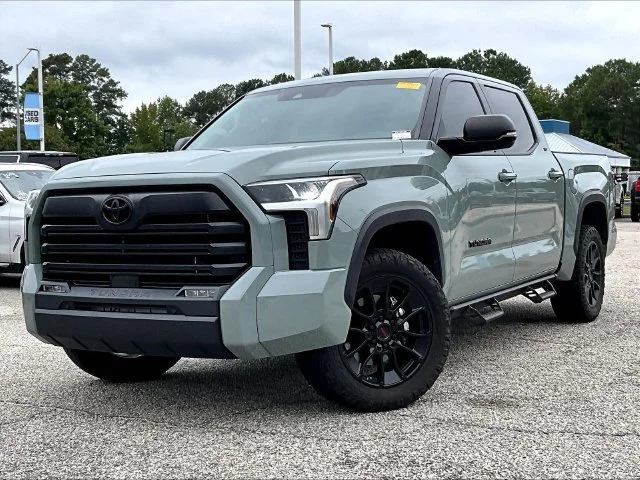 Used 2024 Gray Toyota SR5 image 3