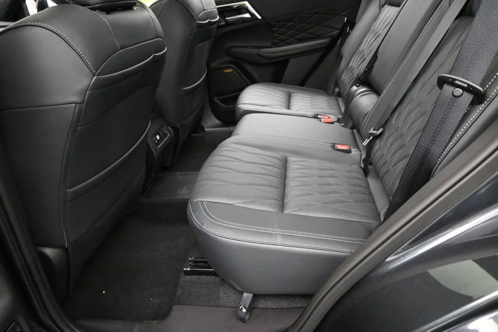 New 2026 Graphite Gray Mitsubishi BLACK EDITION S-AWC image 32