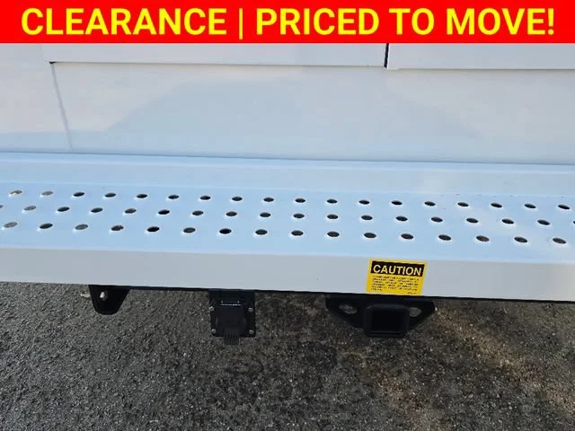 New 2025 Summit White Chevrolet 1WT image 20