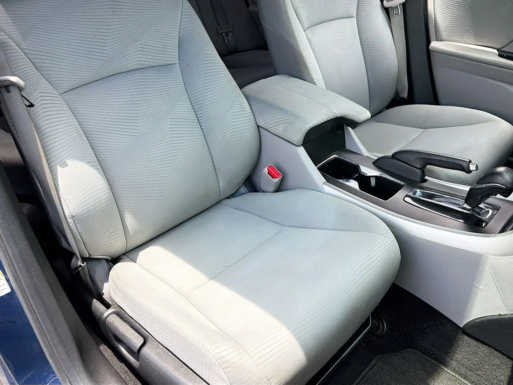 Used 2014 Obsidian Blue Pearl Honda LX image 28