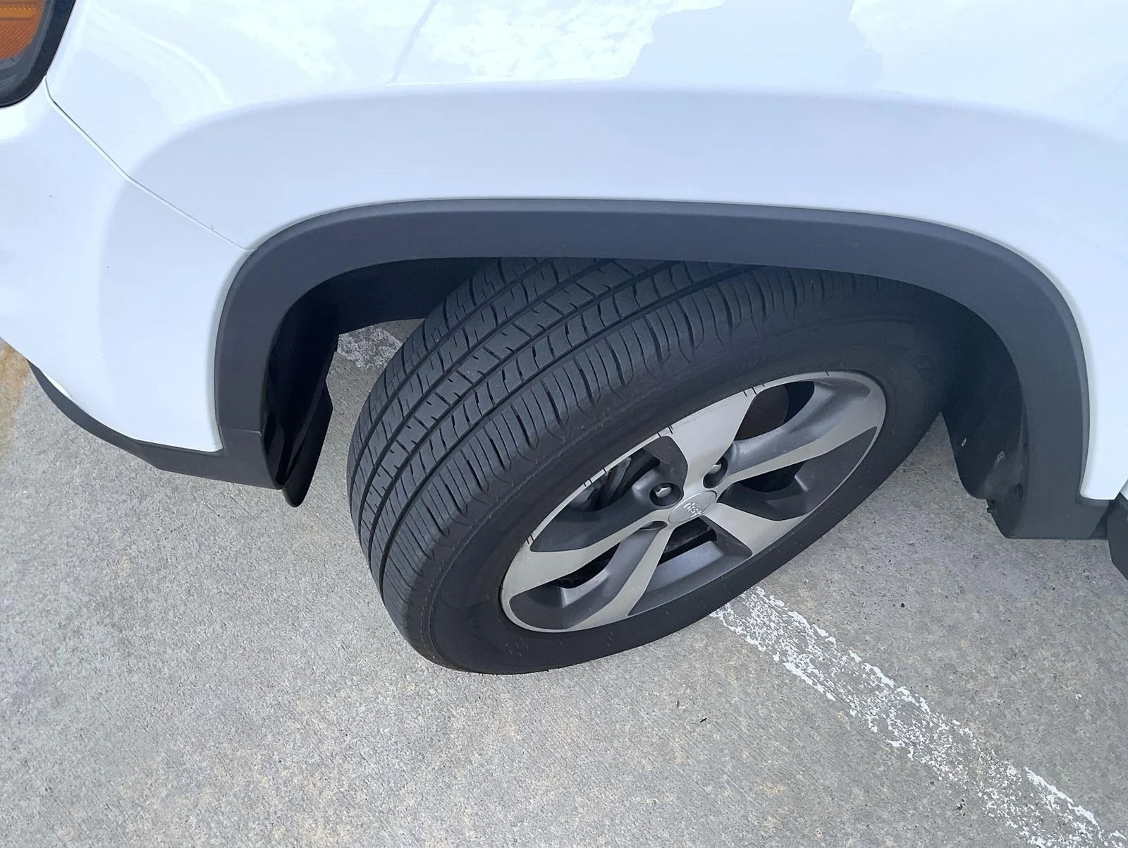 Used 2020 White Jeep Limited image 23
