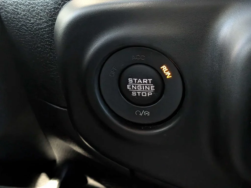 Used 2020 Red Clearcoat Jeep Unlimited Sport image 25