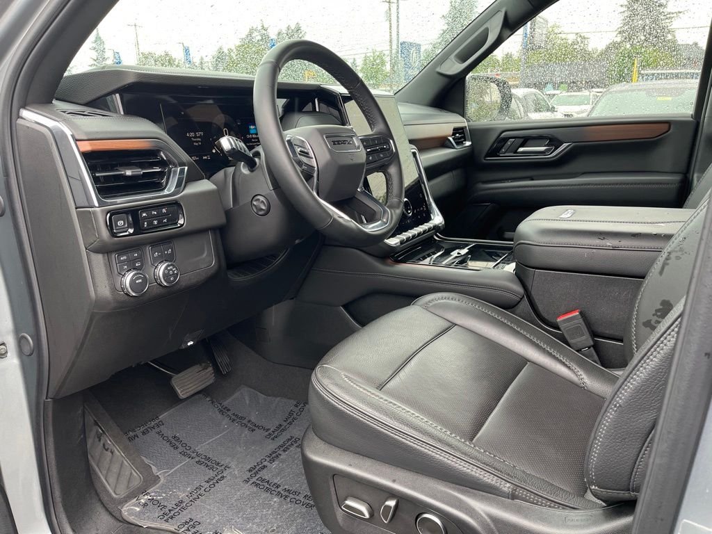 Used 2025 Sterling Metallic GMC Denali image 11