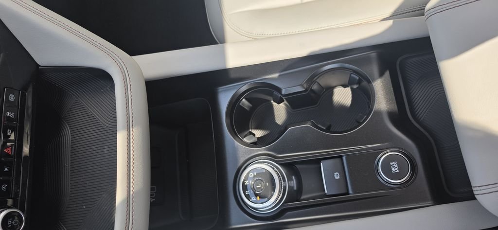 New 2026 Carbonized Gray Metallic Ford Active image 21
